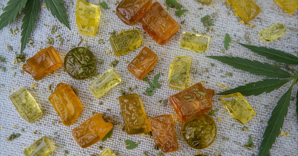 CBD Gummies vs THC Gummies