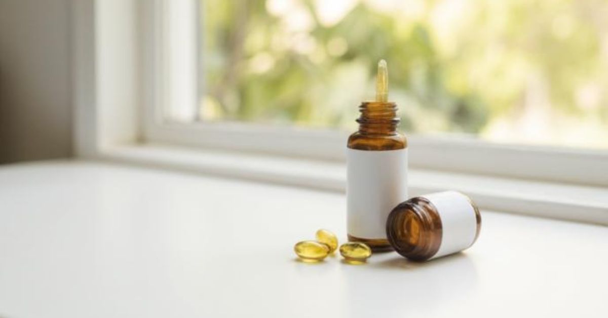 CBD Gummies vs CBD Capsules